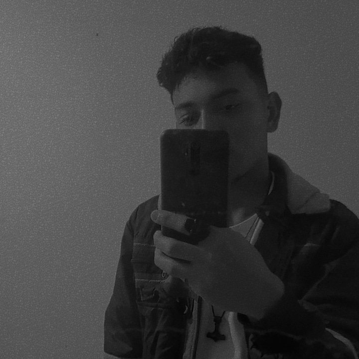 Sebas_Arias2000's tweet photo. #NuevaFotoDePerfil https://t.co/d1HY6URrXP
