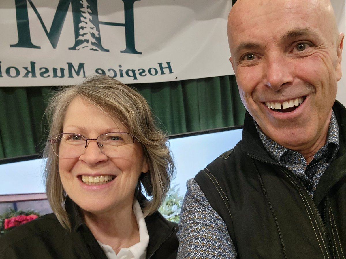 DkDmelk's tweet photo. ospice Muskoka is Cottage Life again today. Stop by to meet Donna and Doug to learn more about Hospice care or check out our website at https://t.co/XUnjrPI7Mo https://t.co/uLGpXy7J96