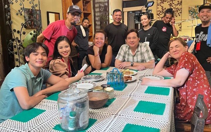 GAMORAYOURKARMA's tweet photo. Masaya ang Sabado night ng mga #Kissables ni @KissesDelavin dahil sa ayuda :) 

Thank you, Miss Mickey and @dustinemayores9 🥰❤️ https://t.co/dR9yAwtWpo