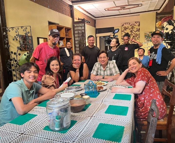 GAMORAYOURKARMA's tweet photo. Masaya ang Sabado night ng mga #Kissables ni @KissesDelavin dahil sa ayuda :) 

Thank you, Miss Mickey and @dustinemayores9 🥰❤️ https://t.co/dR9yAwtWpo