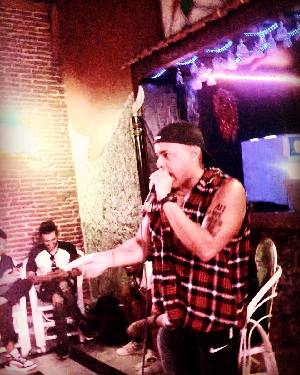 CubaDrap's tweet photo. Minuto de presentación a lo reggae https://t.co/UINnP0btKO vía @YouTube          @ElKFreestyleMTZ @FlowBeach1 @CharlyBueno13 https://t.co/HndfwukDXD