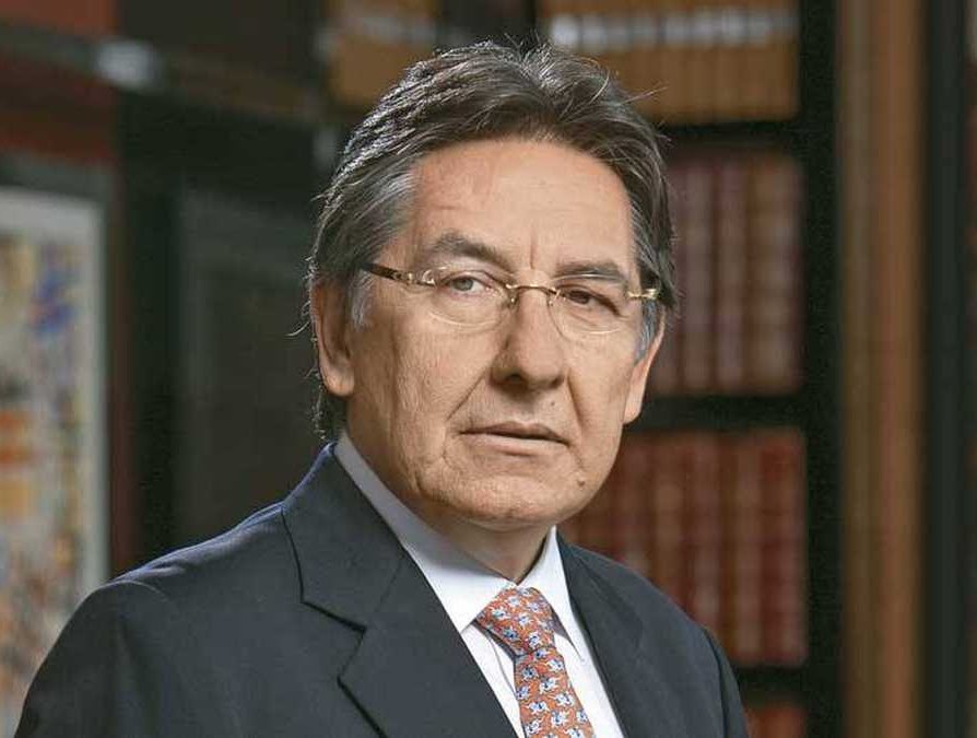 pautecuenta's tweet photo. ¿Cuál cree usted que ha sido el peor Fiscal que ha tenido Colombia?

Francisco Barbosa: 🔄
Néstor H. Martínez: ❤️ https://t.co/fZduHlIblB