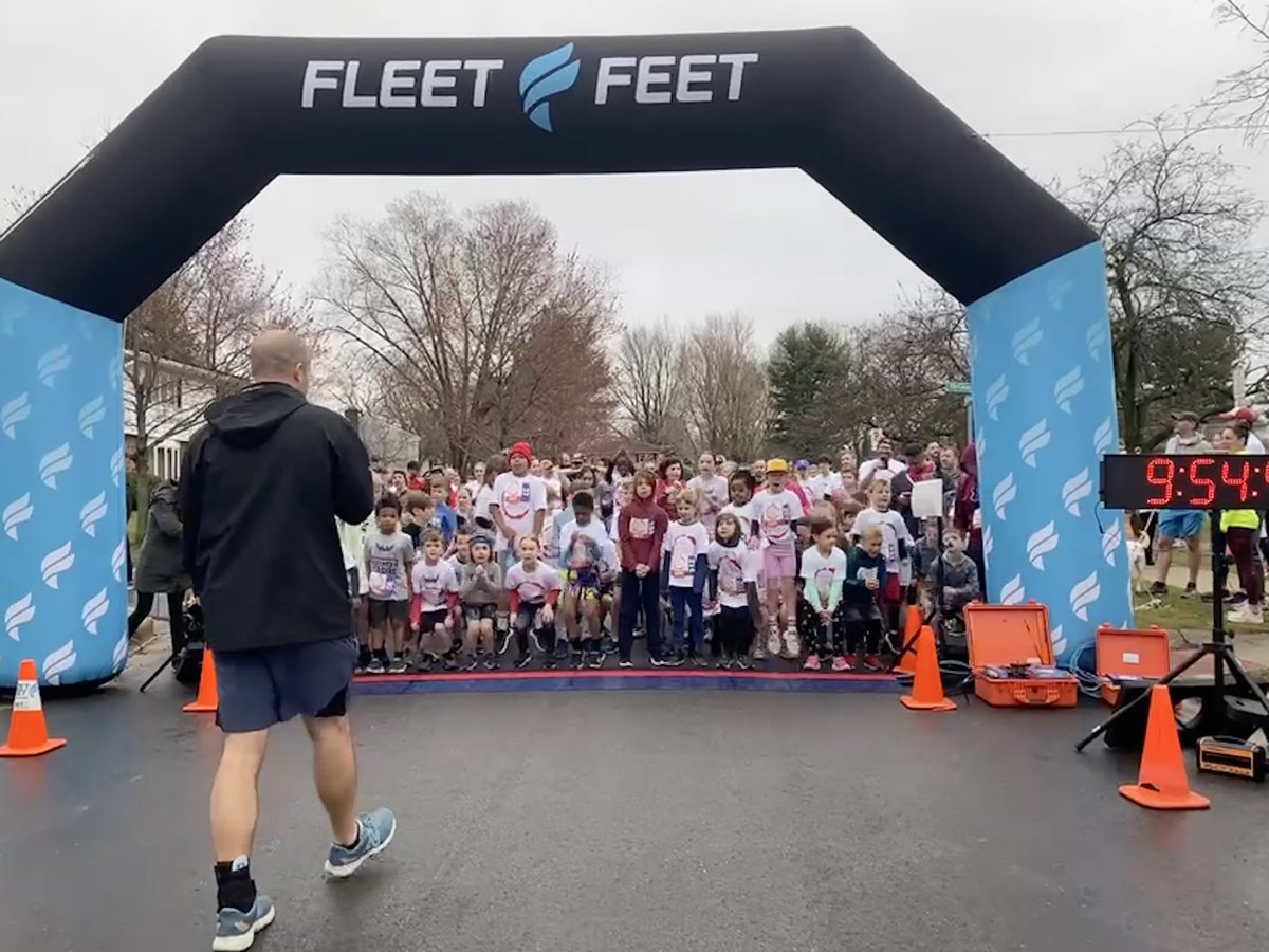 WES_Wellness's tweet photo. So thankfully for a great turnout and support for our 1st WES Wellness 5K! Also huge shoutout to our race partner @FleetFeetCbus who were amazing!  350+ in yr 1! Thankful to participate as an organizer, teacher, Dad, and community member! #WESwellness5K #itsworthit @wcsdistrict https://t.co/6ZlzyrqUGH