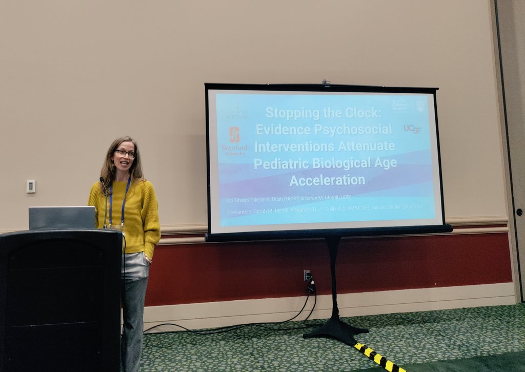 Kicked off last day of #srcd23 with one of the BEST symposiums I have seen this year, co-chaired by @NicoleBushPhD @LoveEpiPsych on 'Stopping the ⏰: Evidence Suggests Psychosocial Interventions Attenuate Pediatric Biological Age Acceleration' Full house despite a 8:15am session!