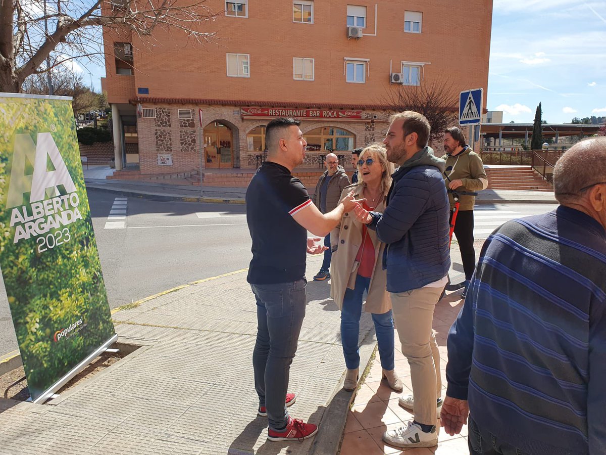 En Los Villares comenzamos hoy a dar a conocer nuestras propuestas concretas para el barrio.

Dijimos que haríamos una campaña centrada en cada zona de Arganda y lo estamos cumpliendo.

Ha llegado el momento del cambio.