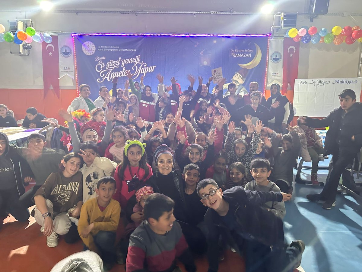 orhangenc2023's tweet photo. Yine yeniden kaldığımız yerden,Çocuklarımızla MALATYA ⁦@cemilkarakas3⁩ ⁦@EvrenGrms⁩ ⁦@hbfettahoglu⁩ https://t.co/MfgoTnar1k
