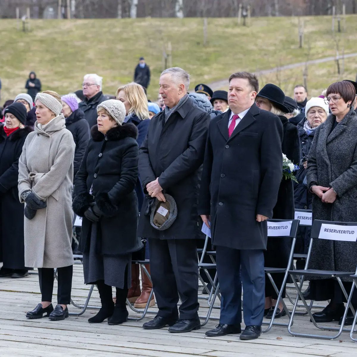 kajakallas's tweet photo. On 25 March 1949 my family was among the 20 000 Estonians deported to Siberia by the Soviets.

Russia uses the same terror tactics in Ukraine. We must end this cycle of aggression. Ukraine must win. Russia must be held accountable for all crimes committed. https://t.co/gKl52Bpt2v