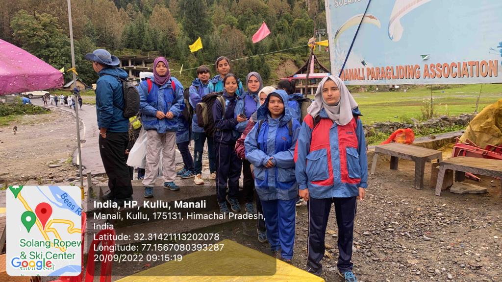 nss_icsc's tweet photo. QURAT UL AN, a https://t.co/PXCuUv8LJH (hon.) Semester-5th student and a very sincere core member of NSS  Unit of Islamia College of Science &amp; Commerce, Srinagar, Jammu &amp; Kashmir were nominated for National Level Adventure Camp at Manali, H.P https://t.co/XKu6wUv74j