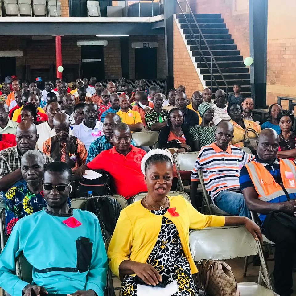 Devine4change's tweet photo. Teachers prepare the future. No country would predict its Future when those who prepares the future are not on top of its “Competing priorities”. I intimated when I served as "KEYNOTE SPEAKER" for the Firestone Teachers Innugural PROGRAM during the week. https://t.co/3sxVJb54yJ