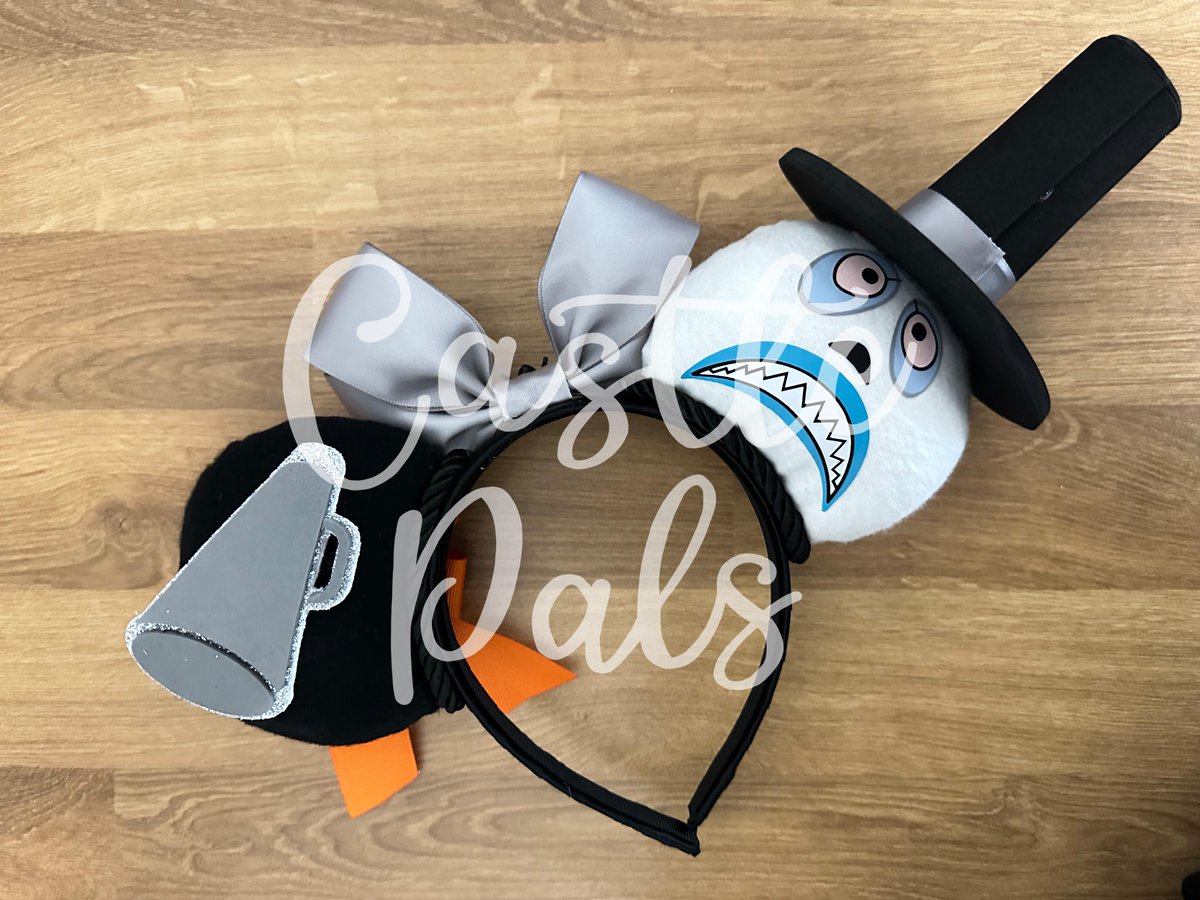 CastlePals's tweet photo. It might only be Spring, but it’s never too early to start counting down to Halloween… 🎃📉 We’ve enlisted the help of the Mayor of Halloween Town to keep count…pay him a visit in the shop!
#castlepals #disney #disneyshop #disneyears #thenightmarebeforechristmas #halloweentown https://t.co/W7PDGurqLO