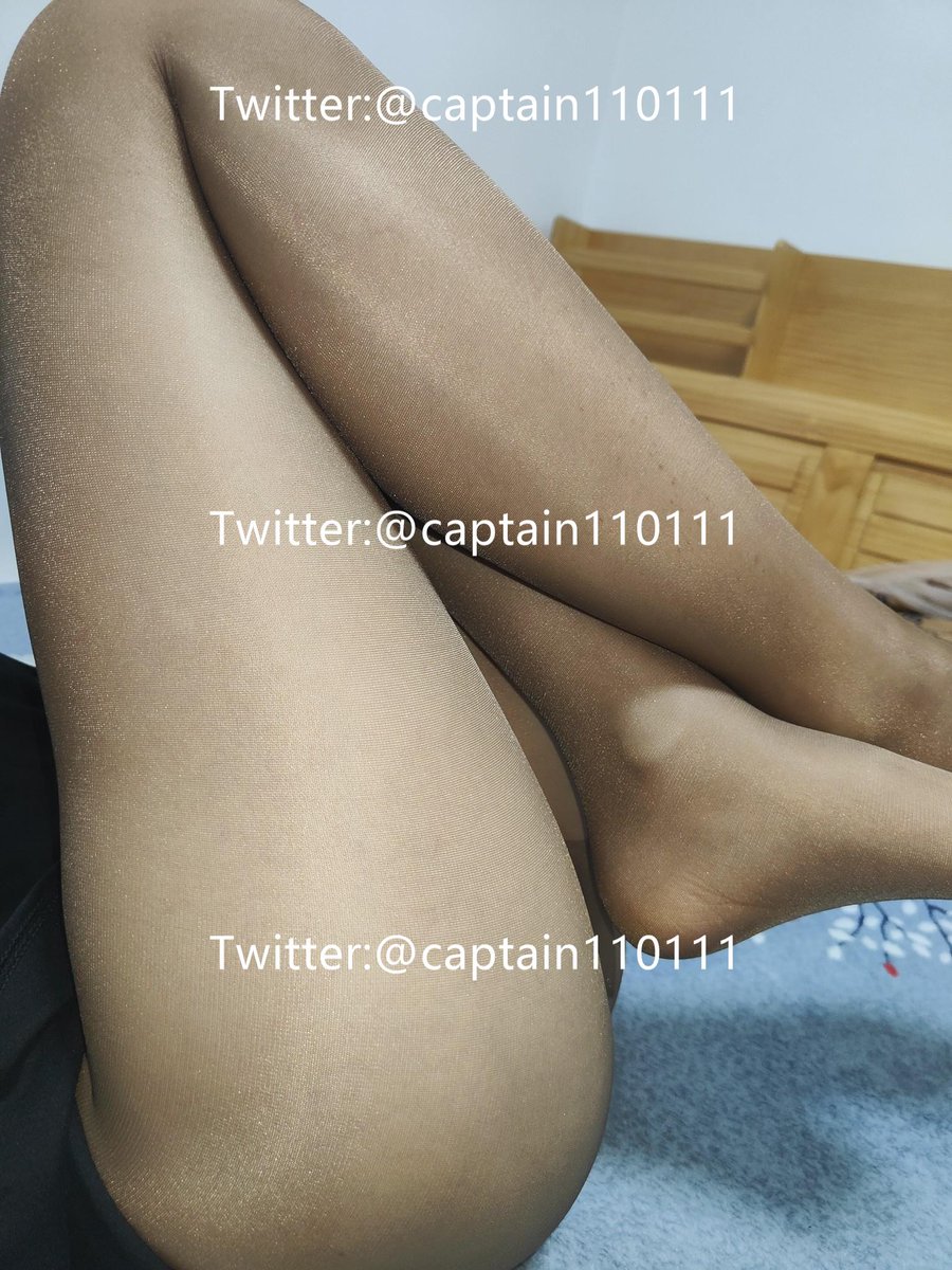 如果喜欢，请动动小手转发一下，更新才有动力。希望大家继续支持和转发，转发到50发视频😘
#pantyhose
#丝袜
#高跟鞋
#肉色丝袜 https://t.co/LbBOJVYfiI