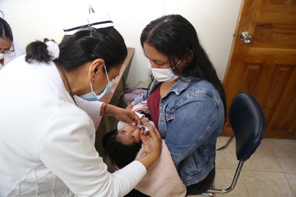 3️⃣0️⃣.0️⃣0️⃣0️⃣ profesionales de <a href="/Salud_Ec/">Ministerio de Salud Pública 🇪🇨</a> se capacitan en herramientas de registro y seguimiento de embarazadas 🤰y niños 👧🏼👶🏻 para evitar riesgo de desnutrición. 
🗒️✏️Diseñamos nueva Libreta Integral de Salud para seguimiento individual de madres y niños desde el nacimiento, (…)