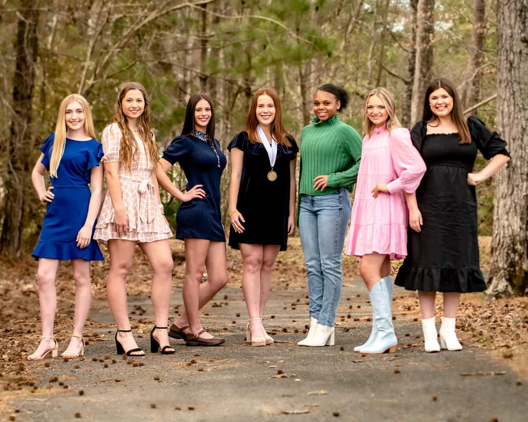 NCHSCougars's tweet photo. The Newton County Distinguished Young Woman program will be tonight at EC's Huff Auditorium at 6:30pm. Junior girls competing for this year's title/scholarship are all from NCHS. Good Luck, ladies!
#representingNC
Photo courtesy S. Nance photography https://t.co/CMUlRjetYk