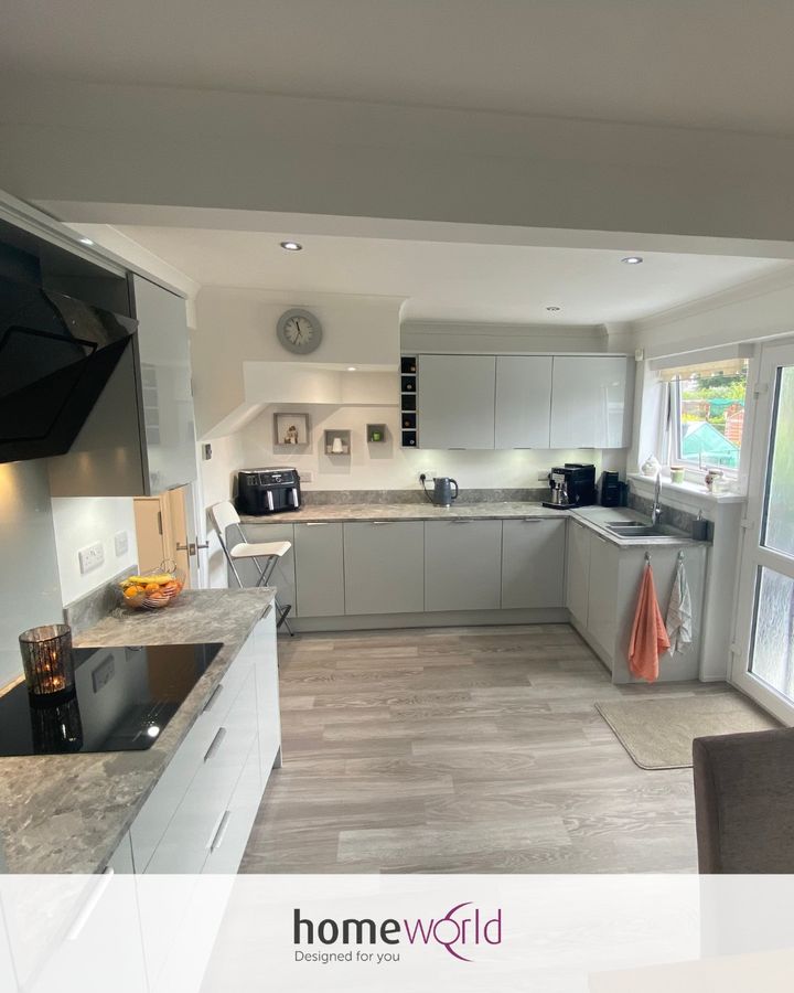 Homeworlduk's tweet image. Looking for kitchen inspiration? 

Look no further than the Lawrie family's beautiful space. 😍

#kitchens #kitchensofinsta #kitchenstyle #kitchensofinstagram #kitchendesign