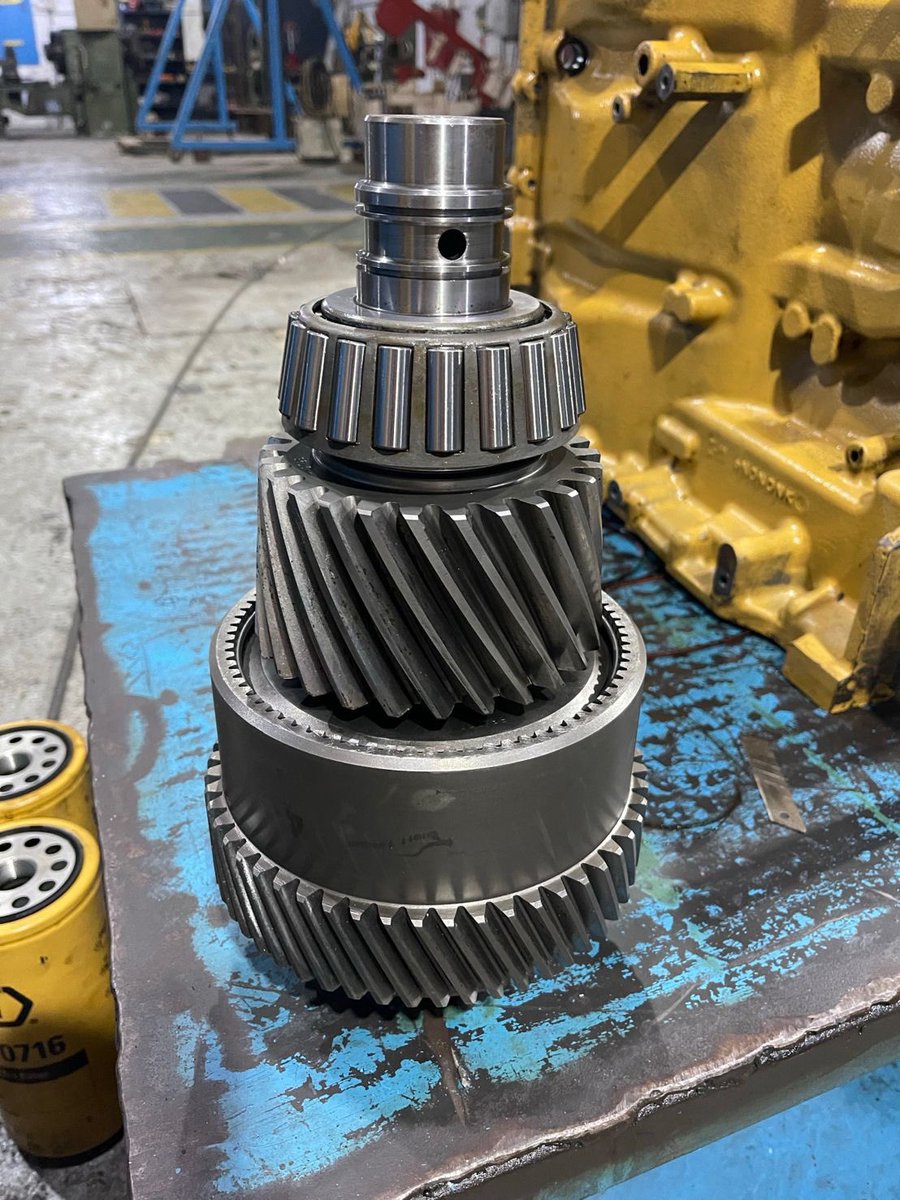 SeasPillar's tweet photo. Finally, the gearbox was transferred back to the vessel and installed in place and carry out arrangement of alignment with PORT side main engine and shaft propeller. https://t.co/pAIsw7wrz8