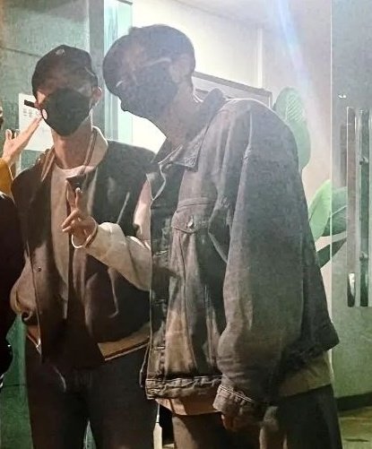 namjoon be like "i know a place" and that place is seokjin's shoulder