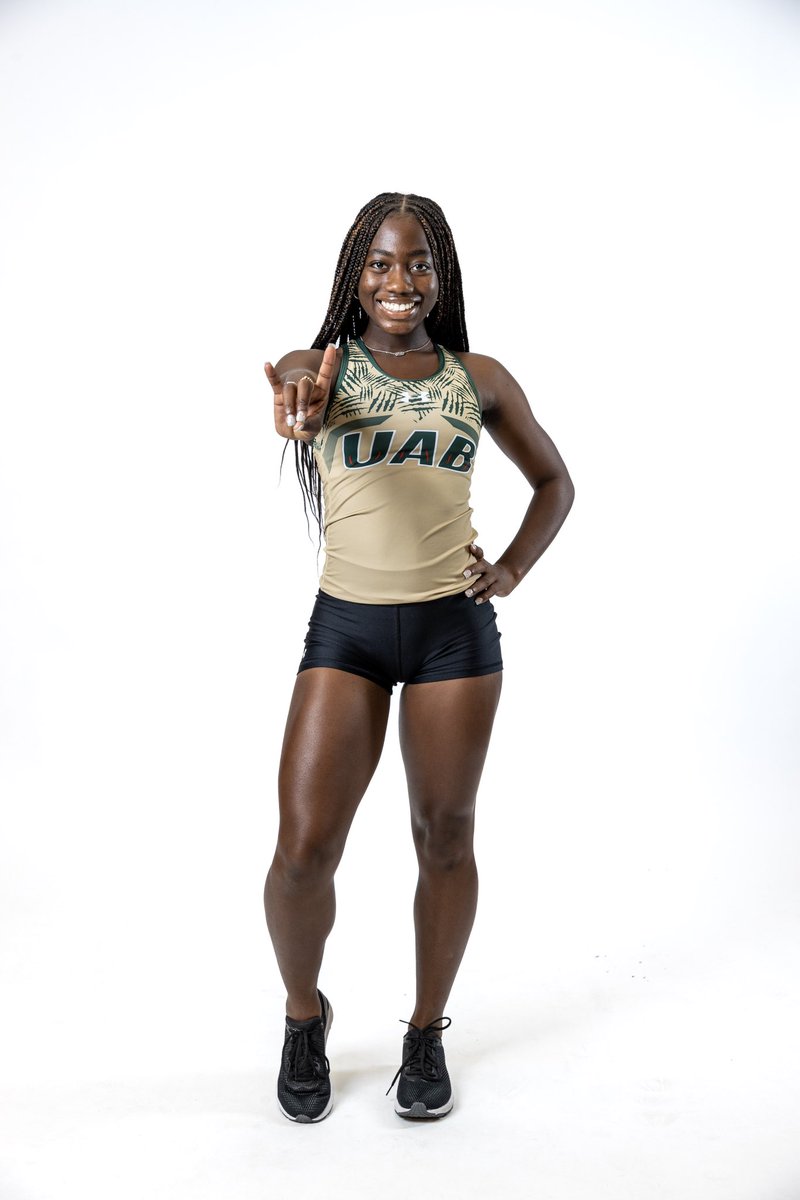 MAJOR PR for <a href="/TaylorWhurdles/">Taylor Washington</a>!!! 

Washington finishes with a 14.82 in the 100m Hurdles! 

#WinAsOne