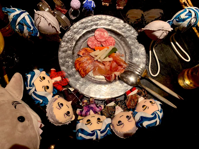 たいじゅくんの店に行った!撮った写真がぐにゃああってなってしまった!お肉食べたり何度も同じ話(みつやがわがまま言えるのは?\\たいじゅだけ〜// )を繰り返したり楽しかった!! 