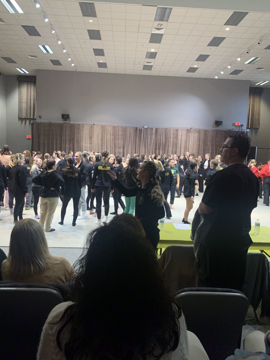 adembski99's tweet image. Our first collegiate dance competition #BuffState #Fredonia #Brockport #Utica # Cortland