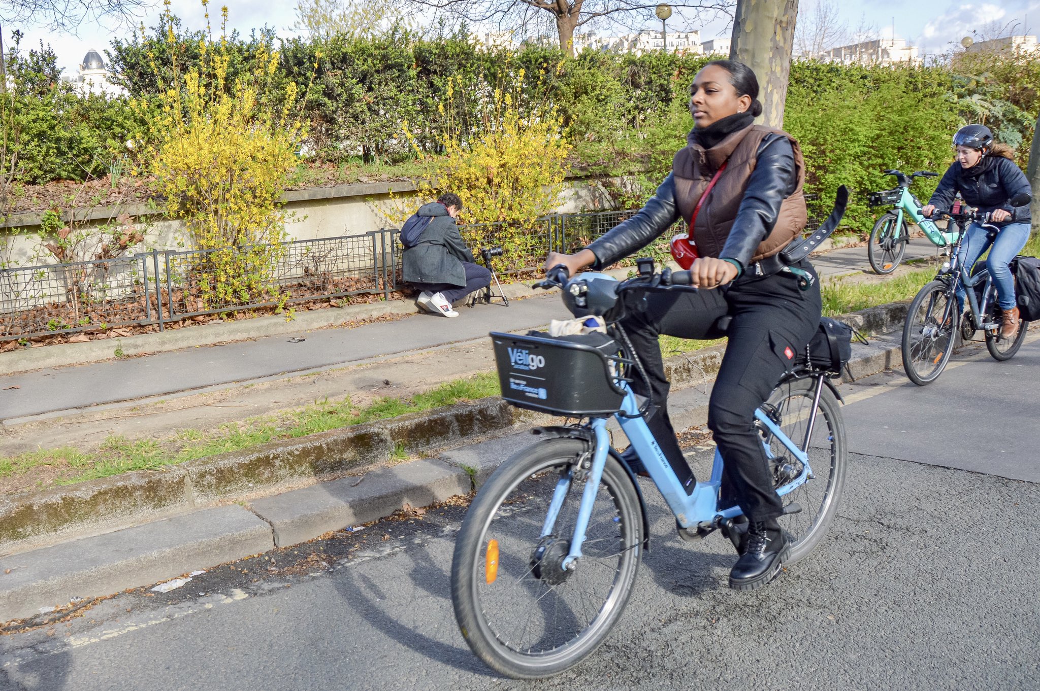 Melissa Chris Bruntlett on X Since 2019 Ile de France residents have had the world s largest long term electric bicycle rental scheme Veligo. For a minimum of six months one of 20 000 e bikes can be