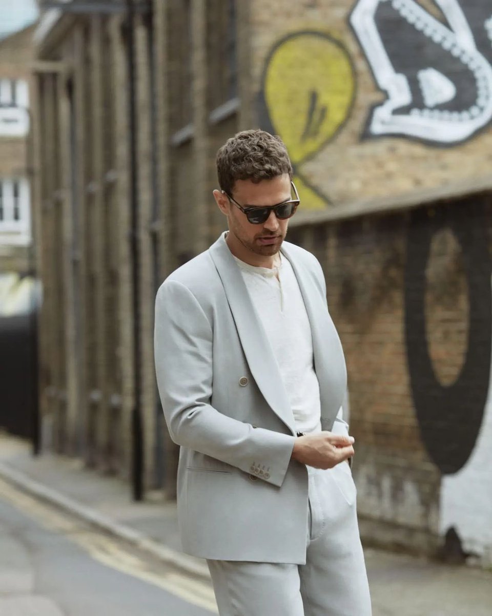 CONTA A VENDA // FOR SALE tweet media