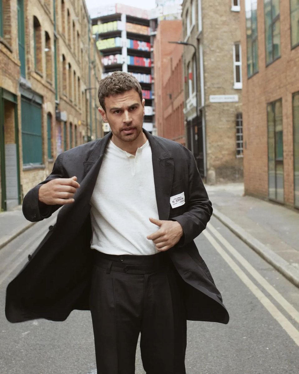 CONTA A VENDA // FOR SALE tweet media