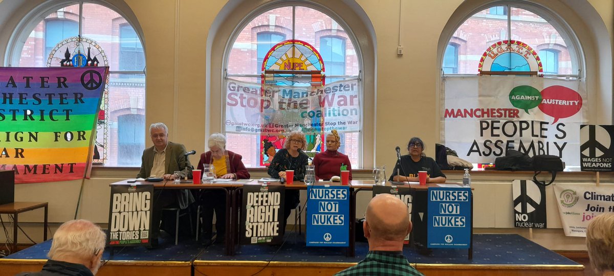 Today we met to discuss how the cost of living crisis connects with increasing militarism and climate change #WagesNotWar heard from unions and the student strike movement who are together building the anti-war PRO HUMAN SECURITY movement STRENGTH ✊