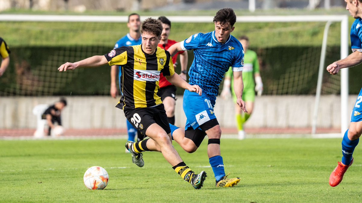AthleticClub's tweet photo. CANTERA I Importante triunfo del Basconia, ante un rival directo en la lucha por alcanzar la fase de ascenso, en el partido de la jornada 26 de la 3ª Federación disputado en Artunduaga.

@cdbasconia 3⃣-1⃣ @clubportugalete 
⚽️ Ibon Sánchez, Peña, Varela.

#AthleticLezama 🦁 https://t.co/2zi9RcUr8G