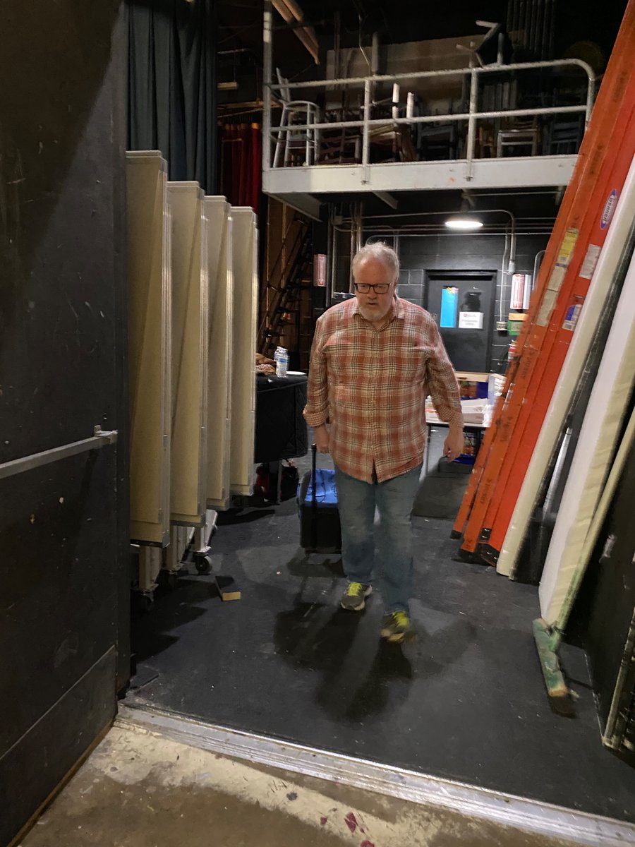 KirkPlayers's tweet photo. More set construction for “Chasing Charming.”

Thank you to the crew! https://t.co/QtTtrifraU
