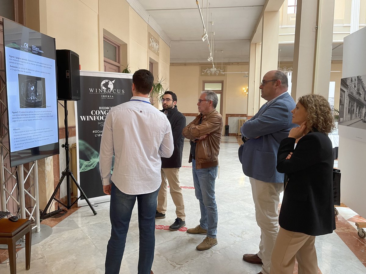 winfocusiberia's tweet photo. Presentación de pósters electrónicos durante el #IICongresoWFIberia. Un lujazo de jurado y, por supuesto, unos casos súper interesantes. ¡Gracias a todos! https://t.co/4rne75bA1W