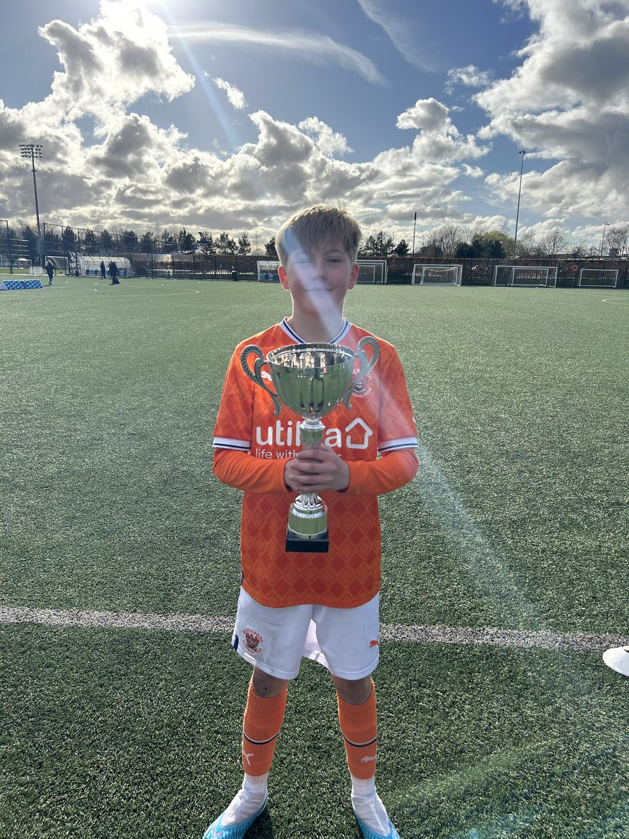 cadmanmark's tweet photo. They only went and won the pre qualifying tournament at Man City beating Barnsleyfc in the final on pens.

Well done to @BFCYouthAcademy u11s earning their place in the #CityCup in May🍊⚽️👊 https://t.co/hPQglSctpx