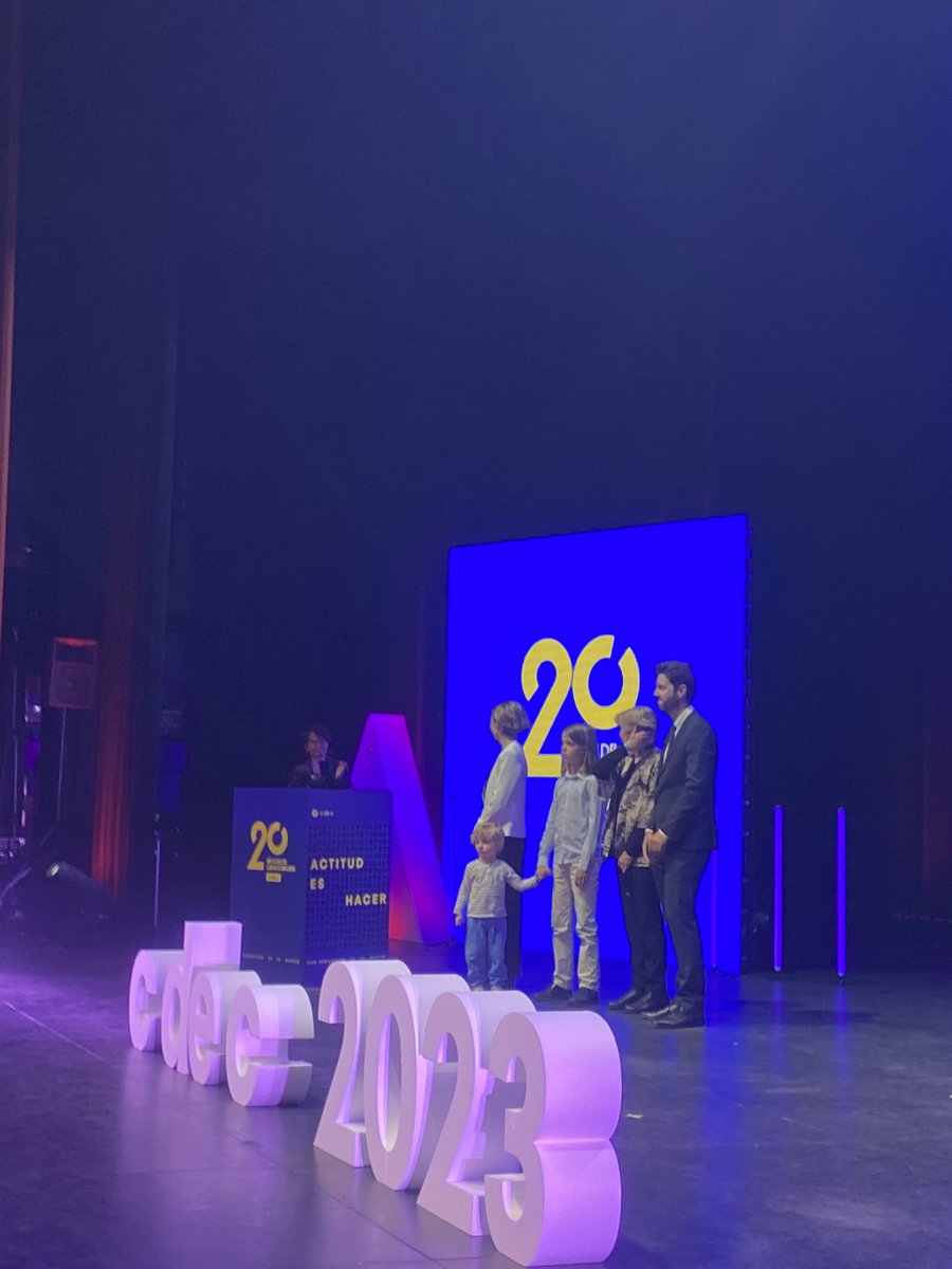 Club de Creatividad tweet media