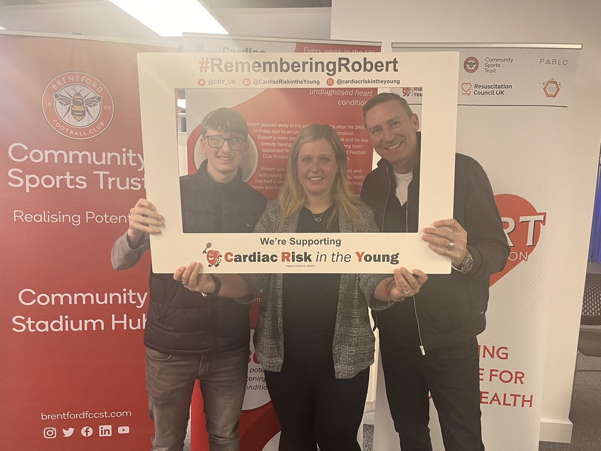 Suzanne Rowan tweet media