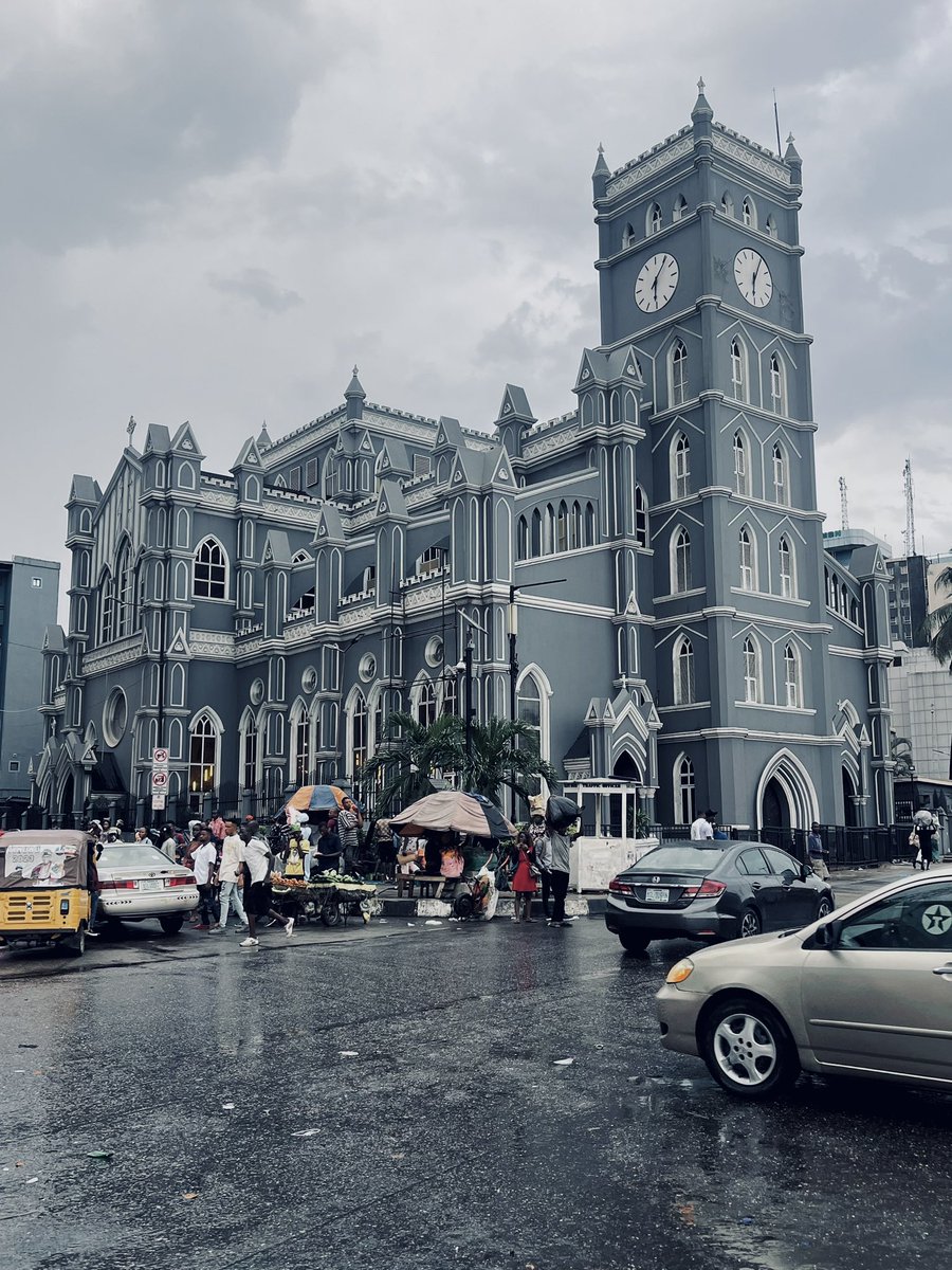 Took this picture two weeks ago with my phone 😅 and did some editing on it and it’s came out like this 😅 pls rate guys 🙏😂