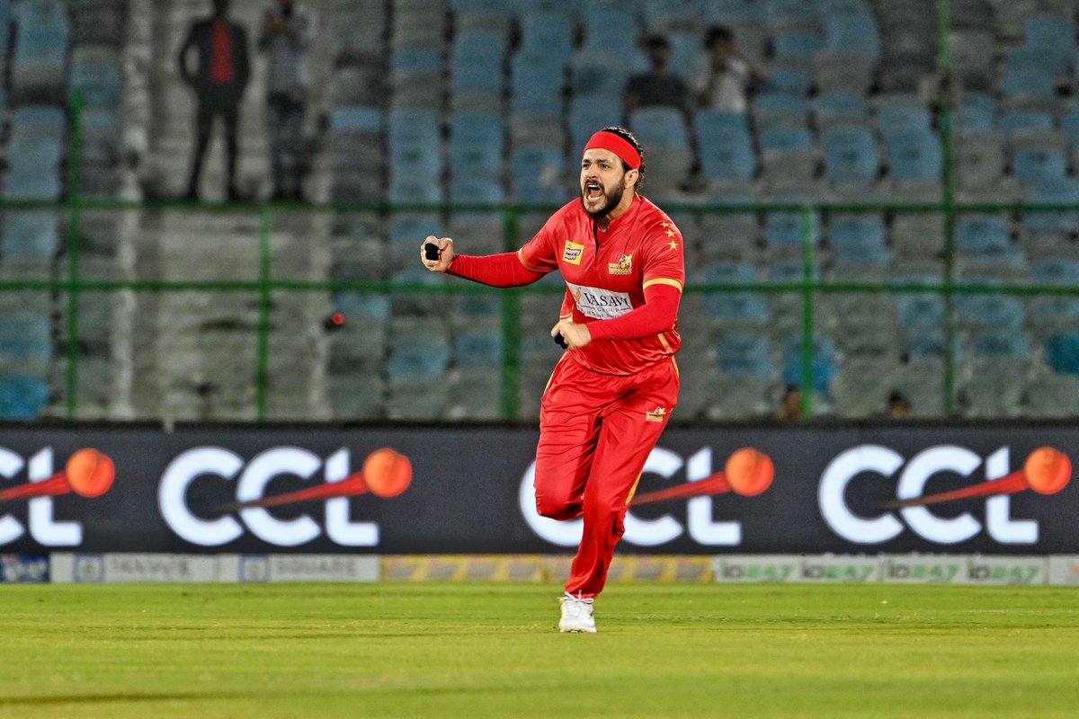 shijuarOfficial's tweet photo. Congratulations @TeluguWarriors1 &amp; @AkhilAkkineni8 on Winning #CCL2023 🏆👏🏻 Great Performance from both the team.
#TeluguWarriors #AkhilAkkineni https://t.co/VeklKOhCpK