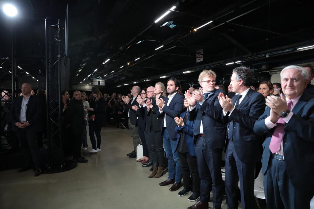 HorizonsLeParti's tweet image. 🔵⚪ Le 1er Congrès d'Horizons s'achève. Merci à toutes celles &amp;amp; ceux qui étaient présents ou nous ont suivis à distance pour vivre ce moment fort du parti. Nous tenons aussi à remercier tous les bénévoles qui ont contribué à la réalisation de cet événement ! 🙏

#CongrèsHorizons