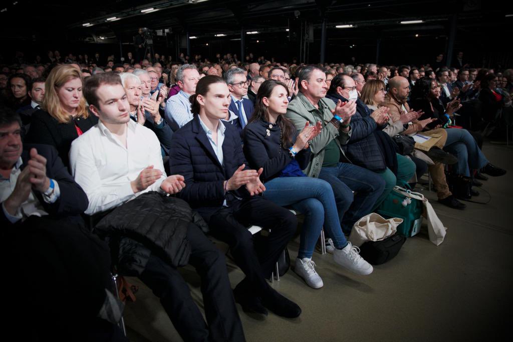 HorizonsLeParti's tweet image. 🔵⚪ Le 1er Congrès d'Horizons s'achève. Merci à toutes celles &amp;amp; ceux qui étaient présents ou nous ont suivis à distance pour vivre ce moment fort du parti. Nous tenons aussi à remercier tous les bénévoles qui ont contribué à la réalisation de cet événement ! 🙏

#CongrèsHorizons