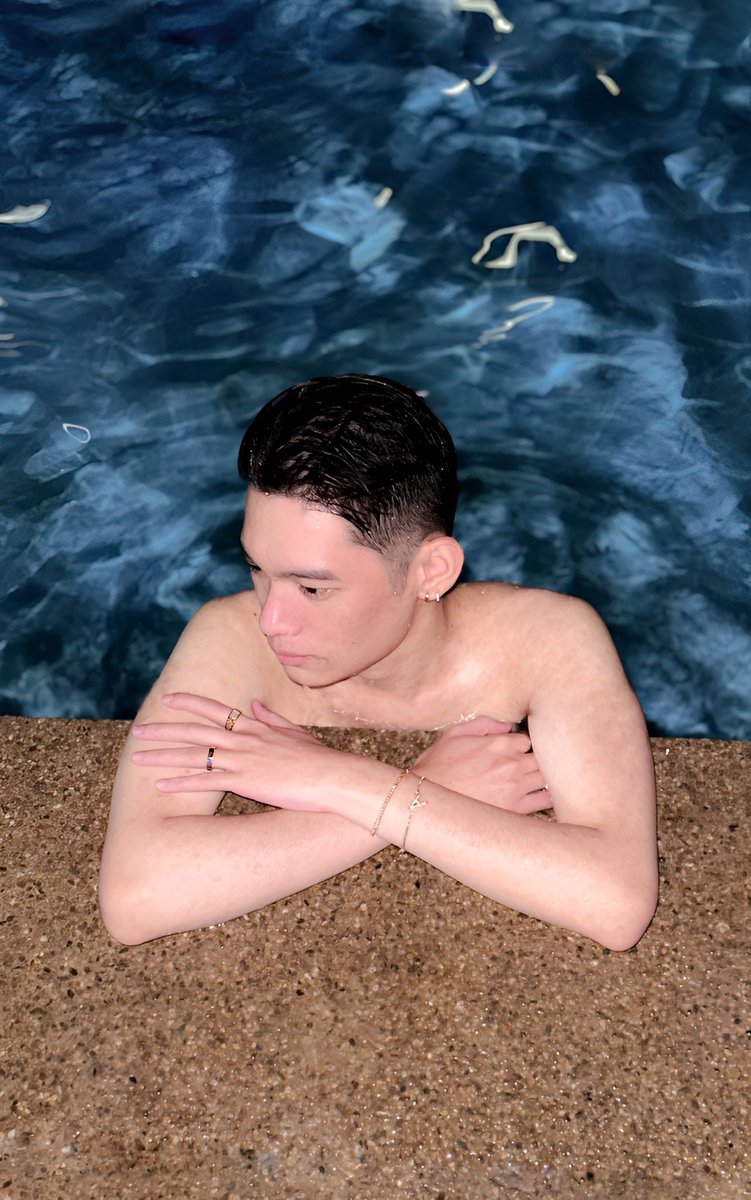 angggaaron's tweet photo. It's a summer thing 🌊 https://t.co/K9OjCPXIrm