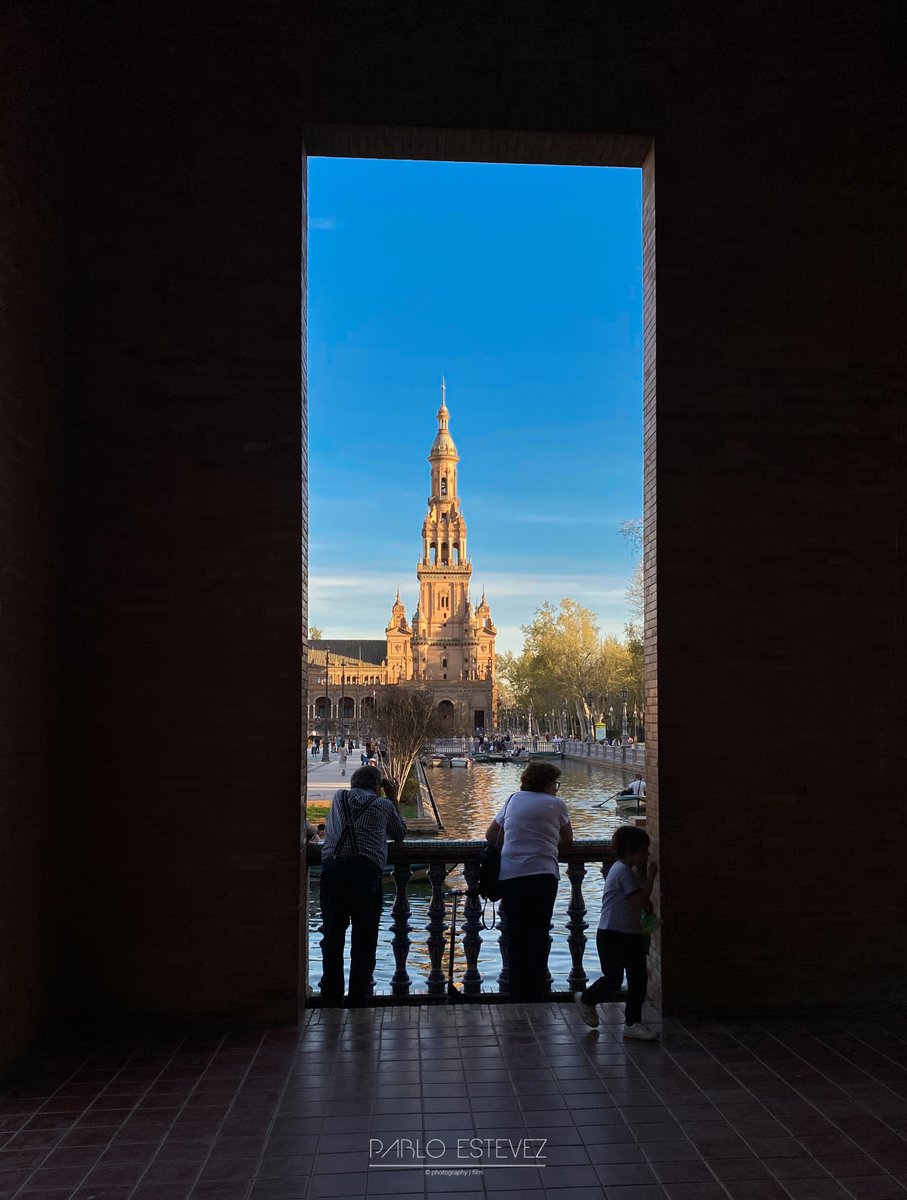 paabloestevez's tweet photo. Sevilla a través de la lente de mi móvil. 
Sin filtros. https://t.co/fKvgk2TZhG