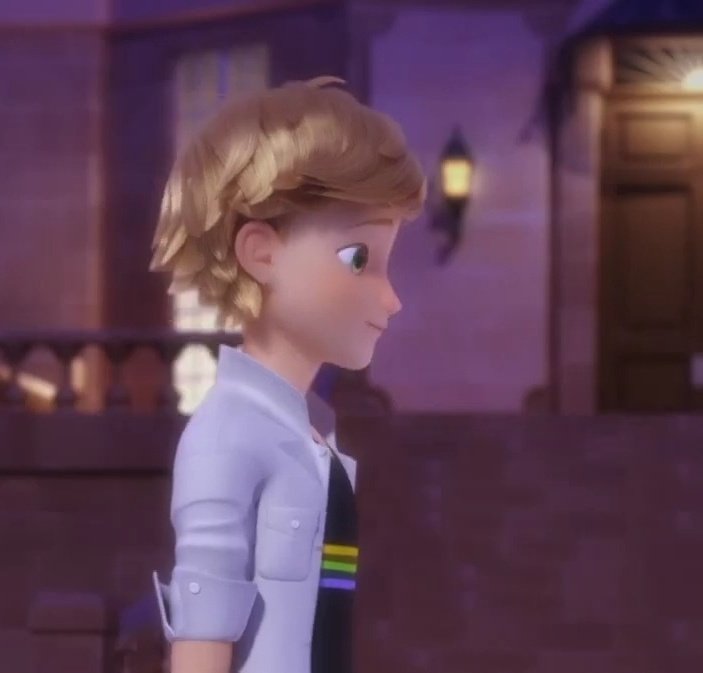 Marinette - Befana - Miraculous Ladybug Miraculous ladybug movie, Miraculous, Ladybug
