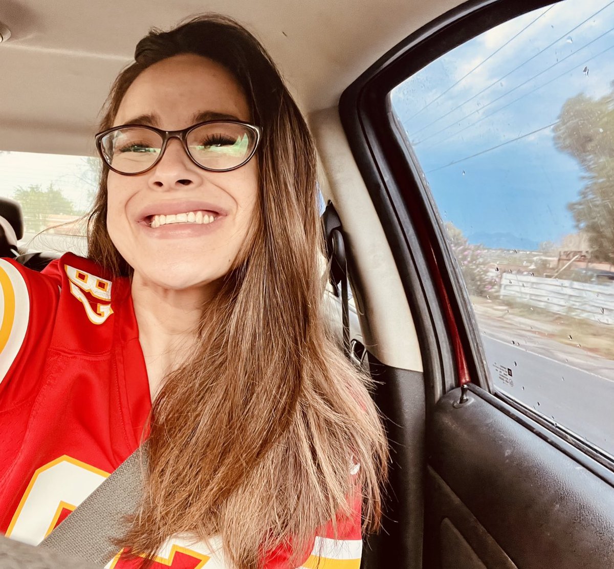 lechex2's tweet photo. Heyyyy 👋 #ChiefsKingdom #infamously https://t.co/iiNngCZTPL