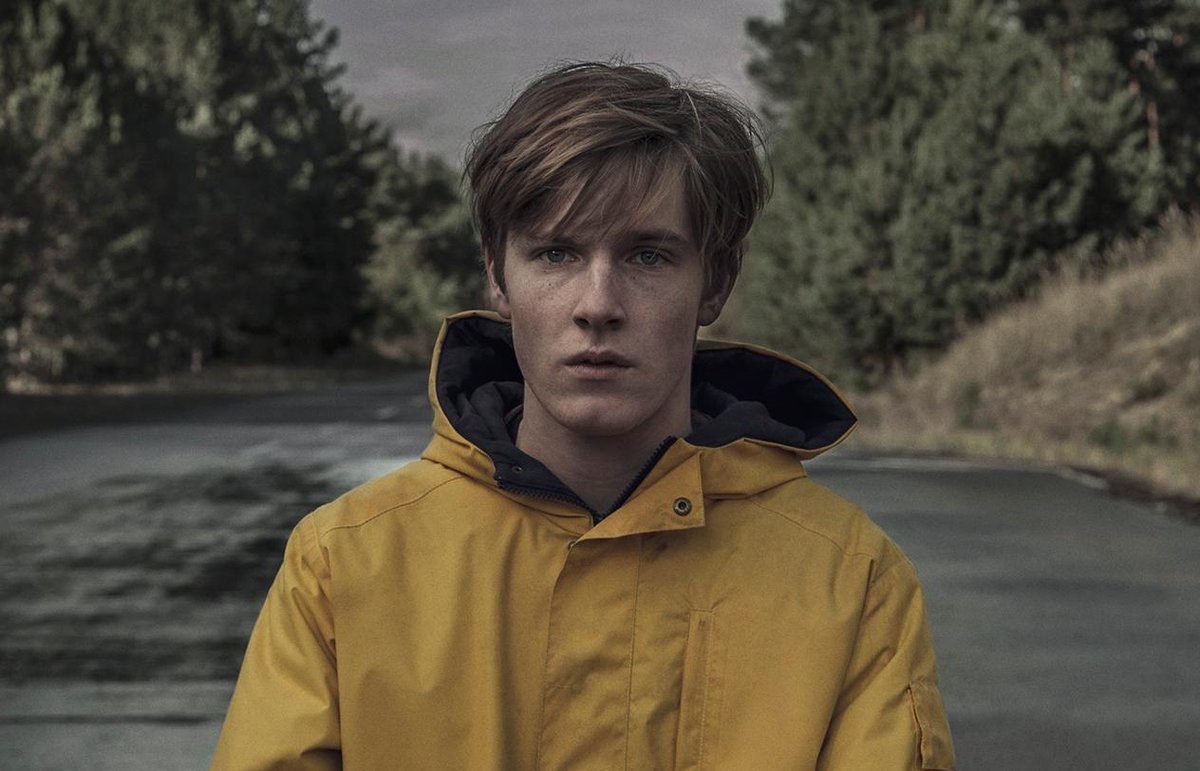 NetflixFR's tweet photo. Cette nuit c’est l’heure d’été : à 2 heures du matin, il sera 3 heures du matin. https://t.co/b6NXX6jjiH