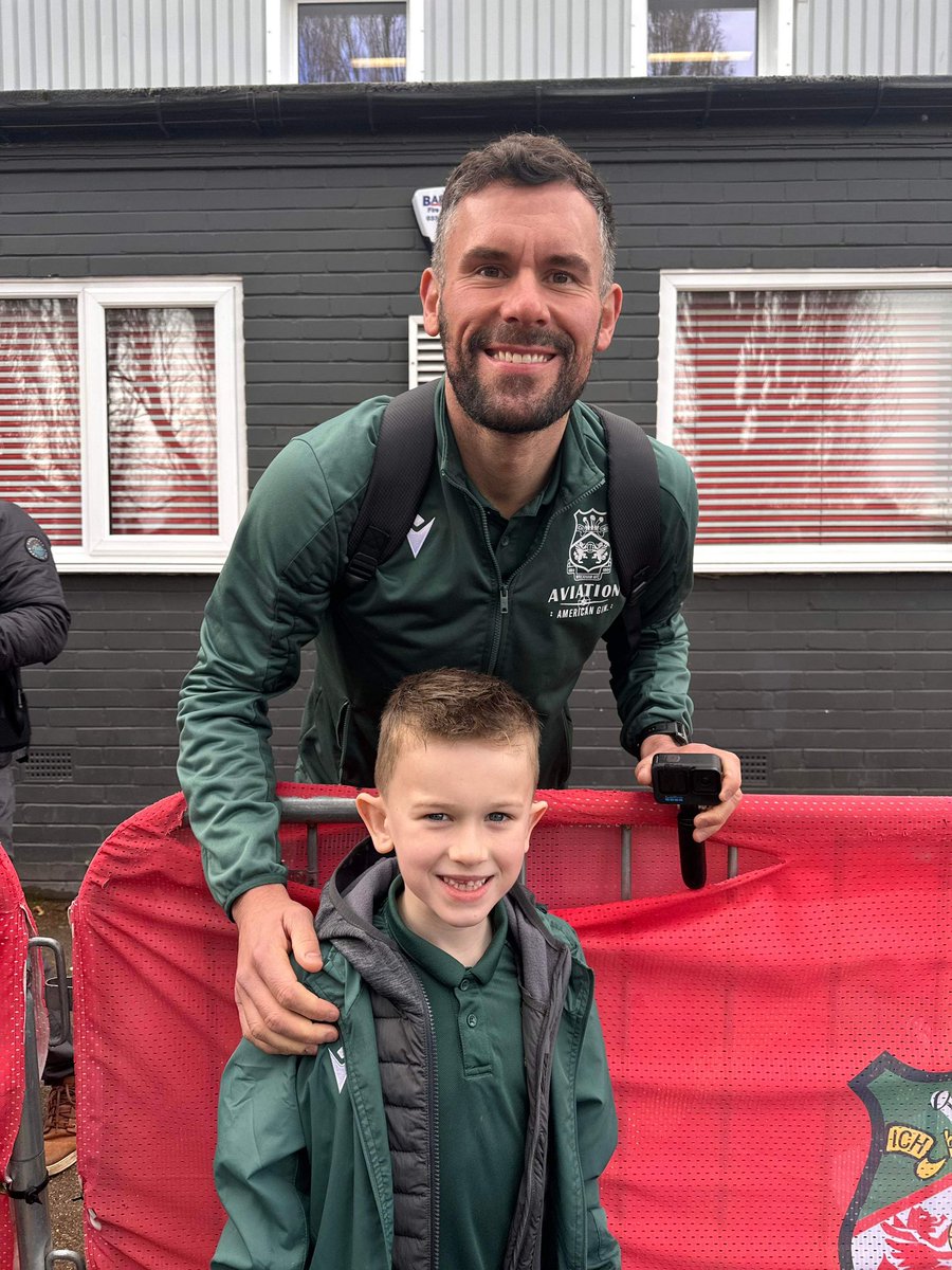 MissSHEdwards's tweet photo. A few pictures from the match today! I wonder if he can get one in the University stand with @VancityReynolds  and @RMcElhenney tomorrow in the @WrexhamAFCWomen game!😍

What a result! Let’s hope the women have the same result tomorrow! ⚽️ ♥️

@BenFoster @Wrexham_AFC 

#WxmAFC https://t.co/WNAbL17mLm