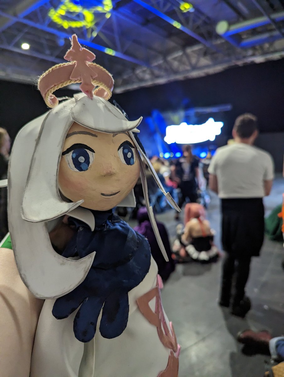 Izzy_Puppets's tweet photo. We had so much fun at @megaconlive today! Chatted to folk, went to my first Genshin Meet Up and got lots of inspiration and motivation for future projects!! https://t.co/JVVAC85r4v