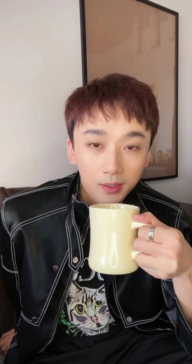 DailyLibowen's tweet photo. The recording of the stream can be viewed in Weibo.
https://t.co/YeFerHf2d3
#LiBowen ＃李泊文 https://t.co/S0FbJOZHsb