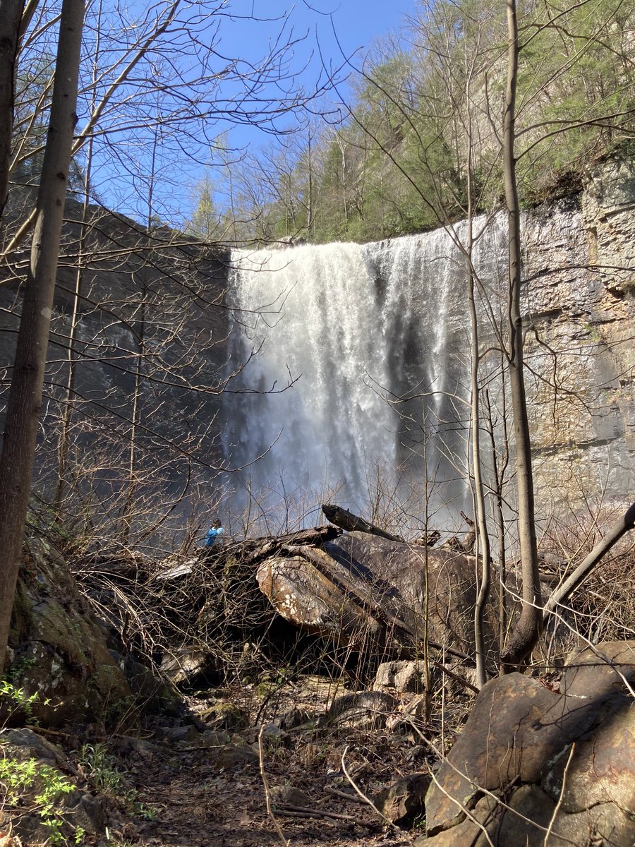 Matty_Hardy1's tweet image. Planning on a Saturday was…fun?! Who knew! We are looking forward to taking our students on an awesome learning expedition later this week to @LulaLakeLT! Ss will test water quality, explore a watershed, and write with sensory language. #HCS_Science @normalparkmm