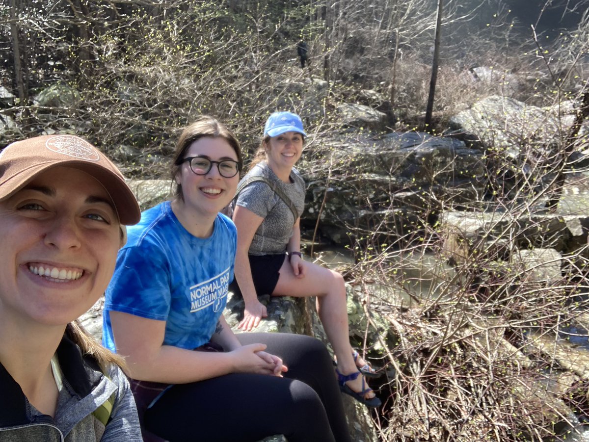 Matty_Hardy1's tweet image. Planning on a Saturday was…fun?! Who knew! We are looking forward to taking our students on an awesome learning expedition later this week to @LulaLakeLT! Ss will test water quality, explore a watershed, and write with sensory language. #HCS_Science @normalparkmm