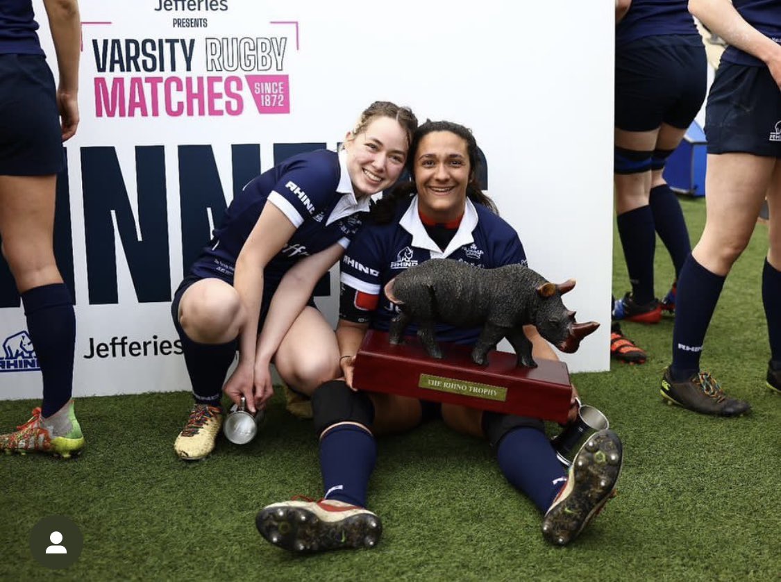 Winners are grinners. Well done Flo 🏉#OxfordUni