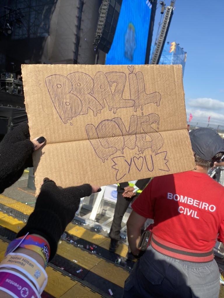 techeirakkk's tweet photo. 6 horas aqui
Faltam 3 https://t.co/5sZnFJGNQt