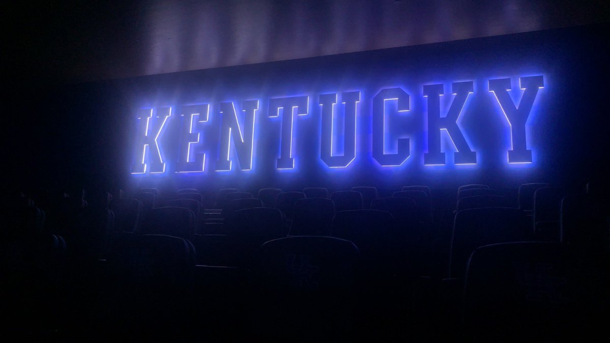 CoachKelley__'s tweet photo. UK Spring practice with @prphsfootball 

Invest in your players! 

#RollRidge #RESULTSnotHYPE #ourPRP https://t.co/YfdYwDQZH0